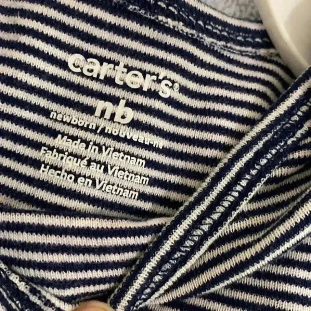 Carter’s Newborn set